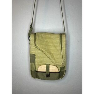 Picnic at Ascot Woven‎ Crossbody Bag with Wooden Cutting Board